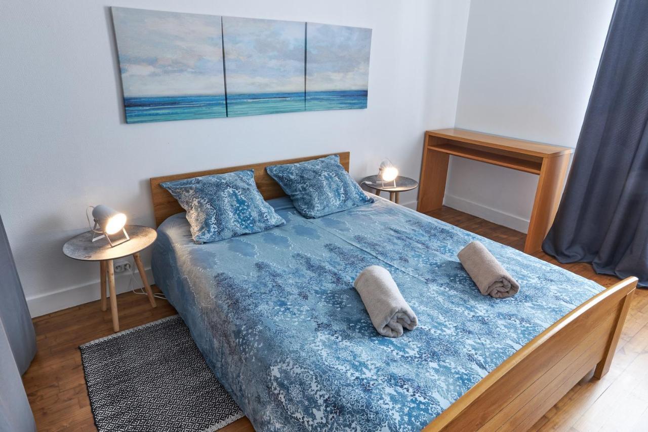 Centre Ville A Pied Appt Avec Sauna, Linge, Wifi, Stationnement Gratuit Vannes Exterior foto