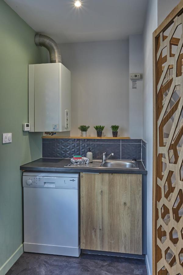 Centre Ville A Pied Appt Avec Sauna, Linge, Wifi, Stationnement Gratuit Vannes Exterior foto