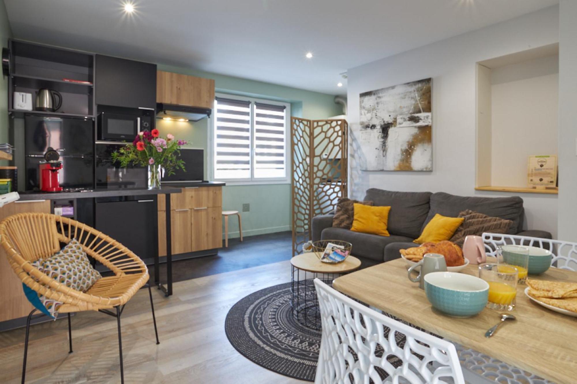 Centre Ville A Pied Appt Avec Sauna, Linge, Wifi, Stationnement Gratuit Vannes Exterior foto